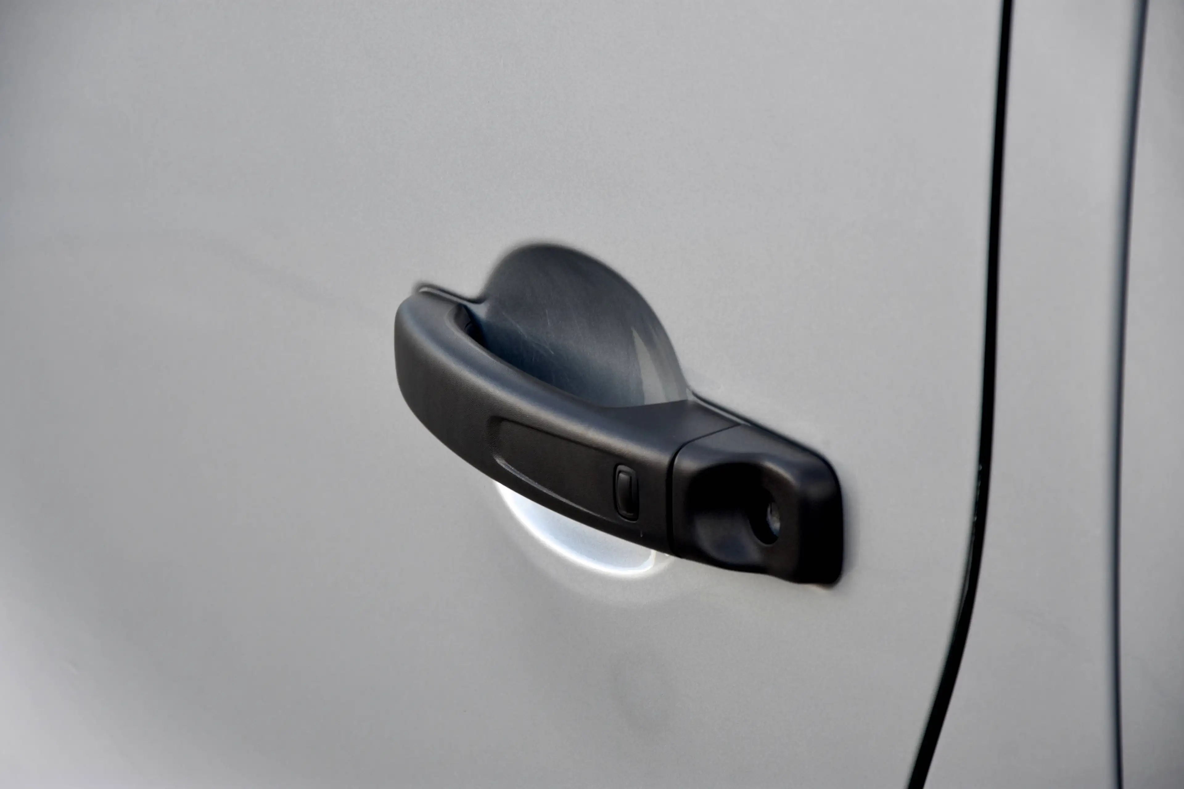 Renault Trafic **DUBBELE CABINE** 170PK ** LICHTE VRACHT ** DUBBELE SCHUIFDEUR ** — photo 7