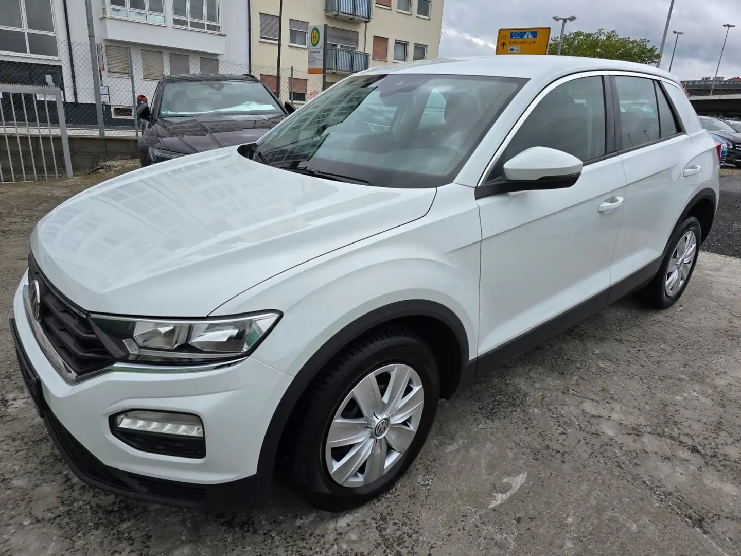 Volkswagen T-Roc 1,6 TDI NAVI*TEMPOMAT Blanco - 1