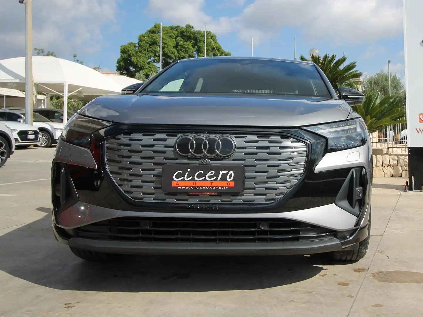 Audi Q4 e-tron Sportback 50 edition one Bronzo quattro | 2023 Gris - 2
