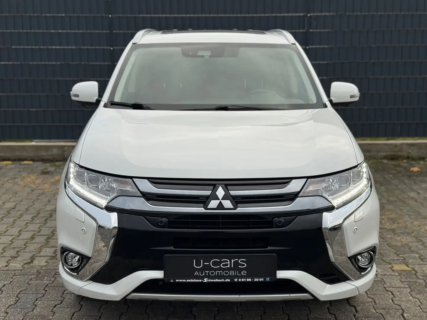 Mitsubishi Outlander PHEV Top 4WD (SHZLÜF/NAVI/SCHIEB/L Weiß - 2