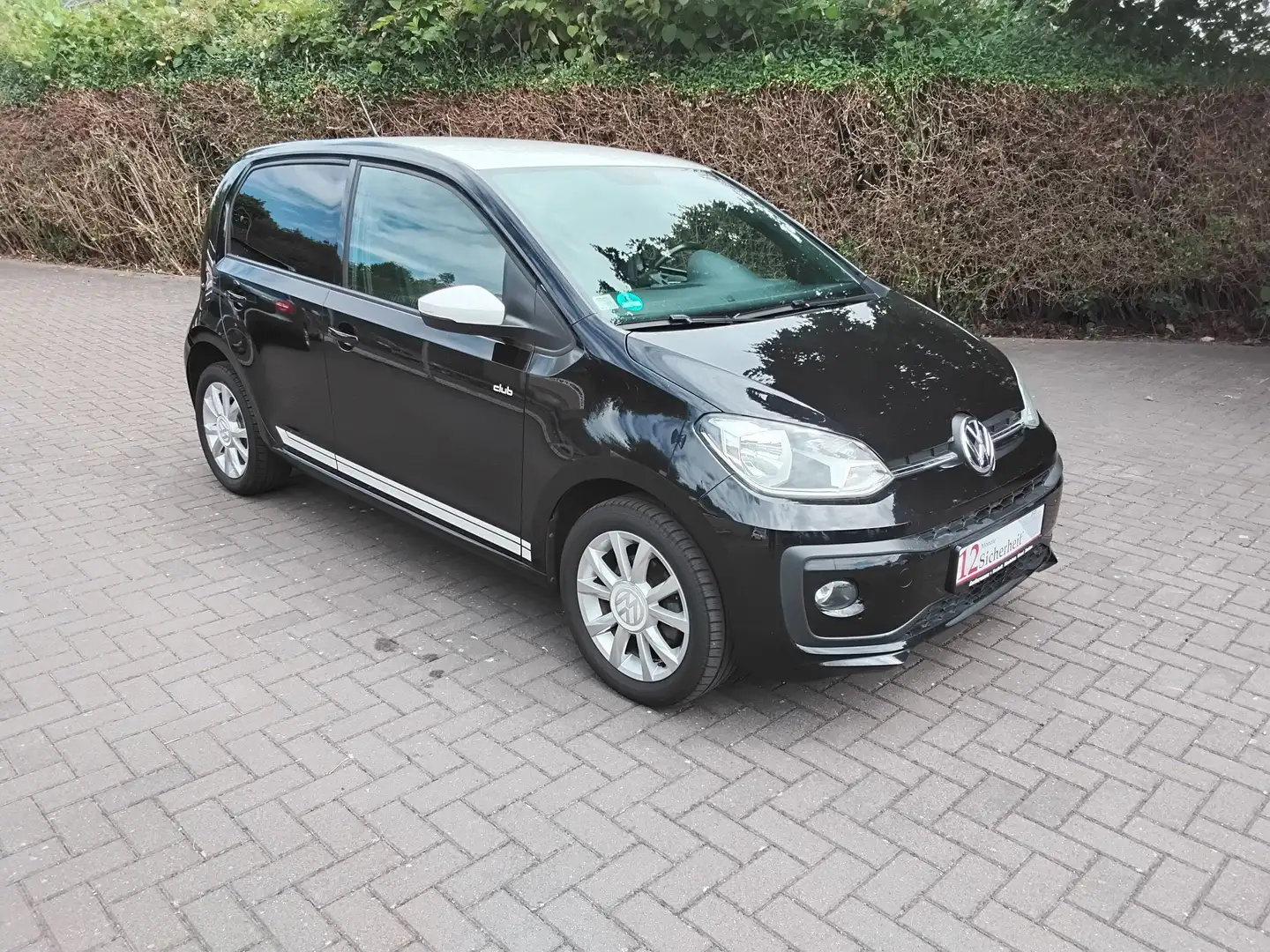 Volkswagen up! club up! KLIMA-SERVO-ZV-EF-SH-SPORTSITZE Schwarz - 2
