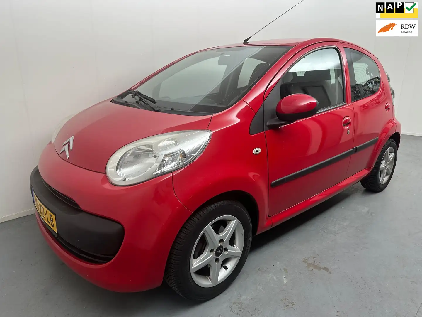 Citroen C1 1.0-12V Ambiance # Automaat # Airco # Nieuwe Apk + Rood - 1