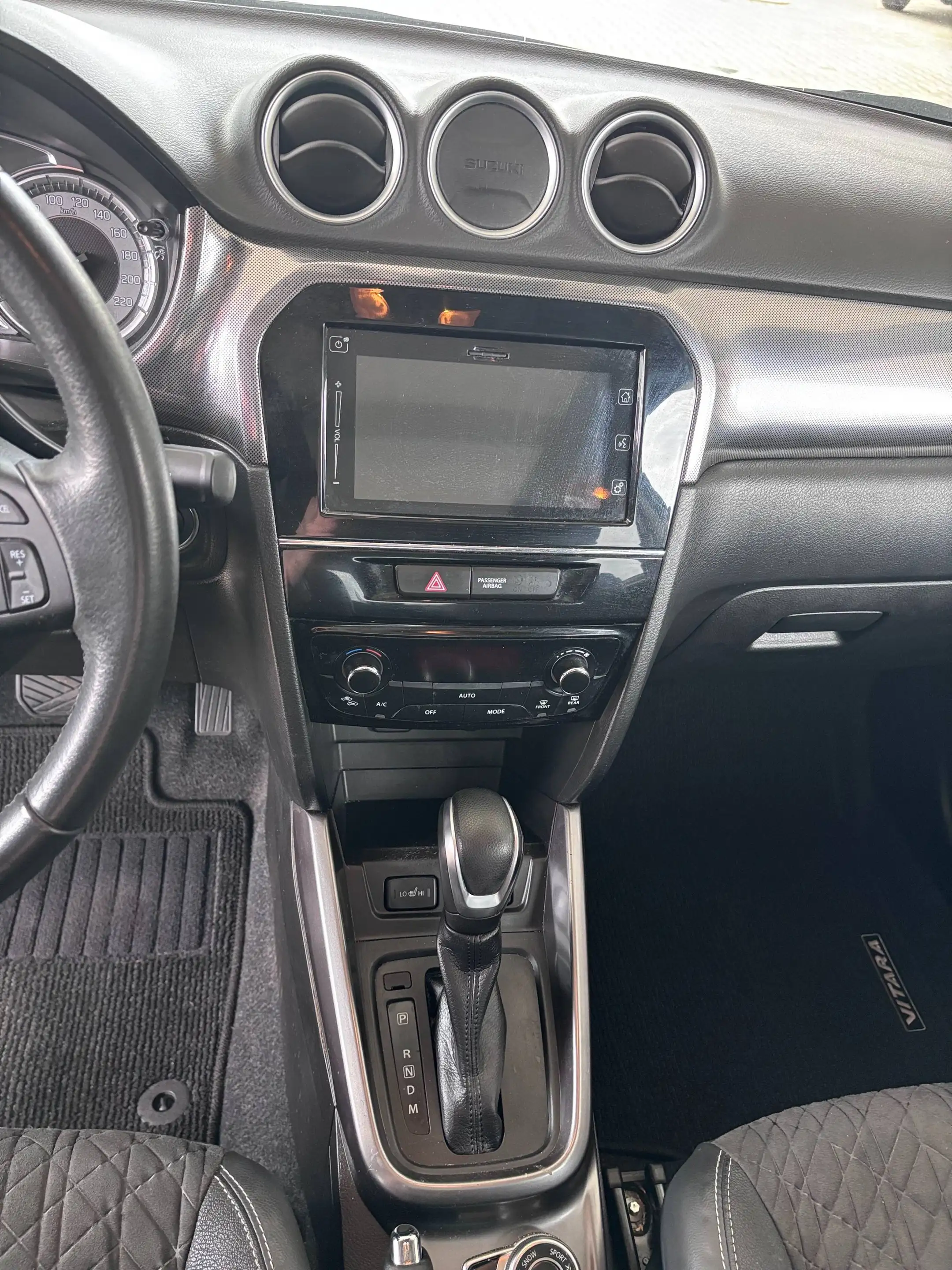 Suzuki Vitara Vitara Vollhybrid 1.5 Dualjet Hybrid Allgrip AGS Comfort — photo 7