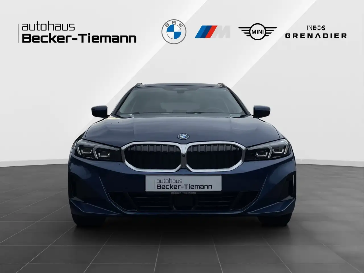 BMW 330 e Touring ParkAss+/ DrivAss Prof./ HUD/ SAG/ Memor 2