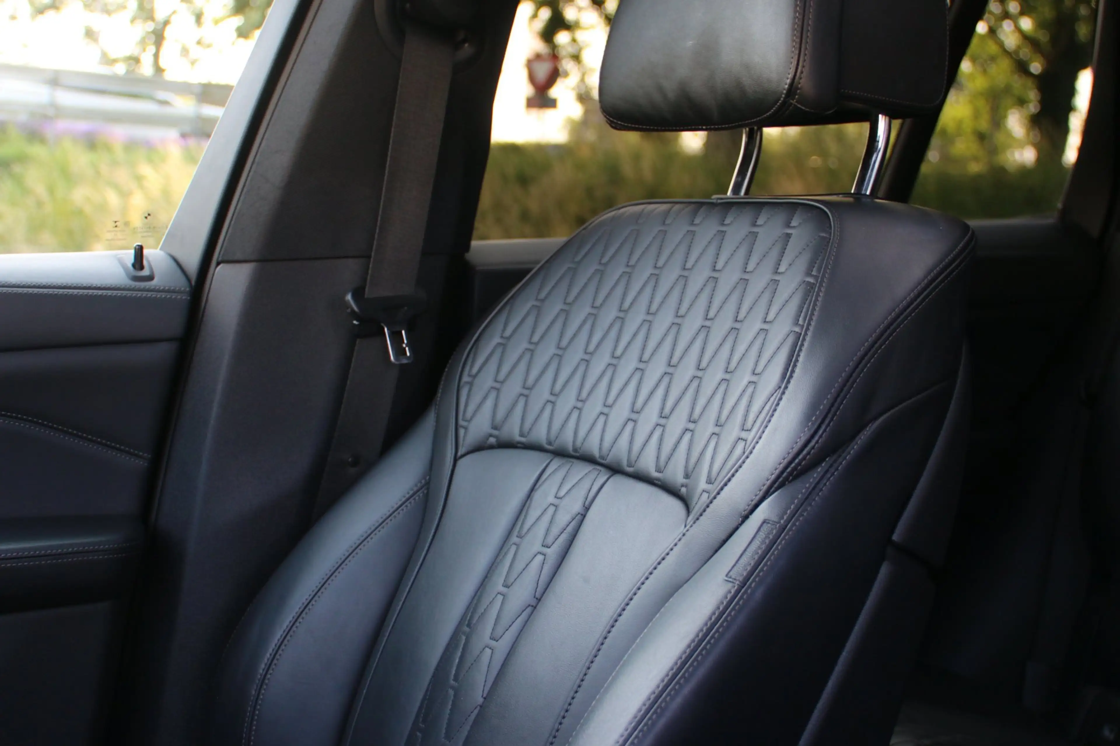 BMW X5 XDrive40i High Executive 7p. DEALER OND. PANO-DAK! — photo 24