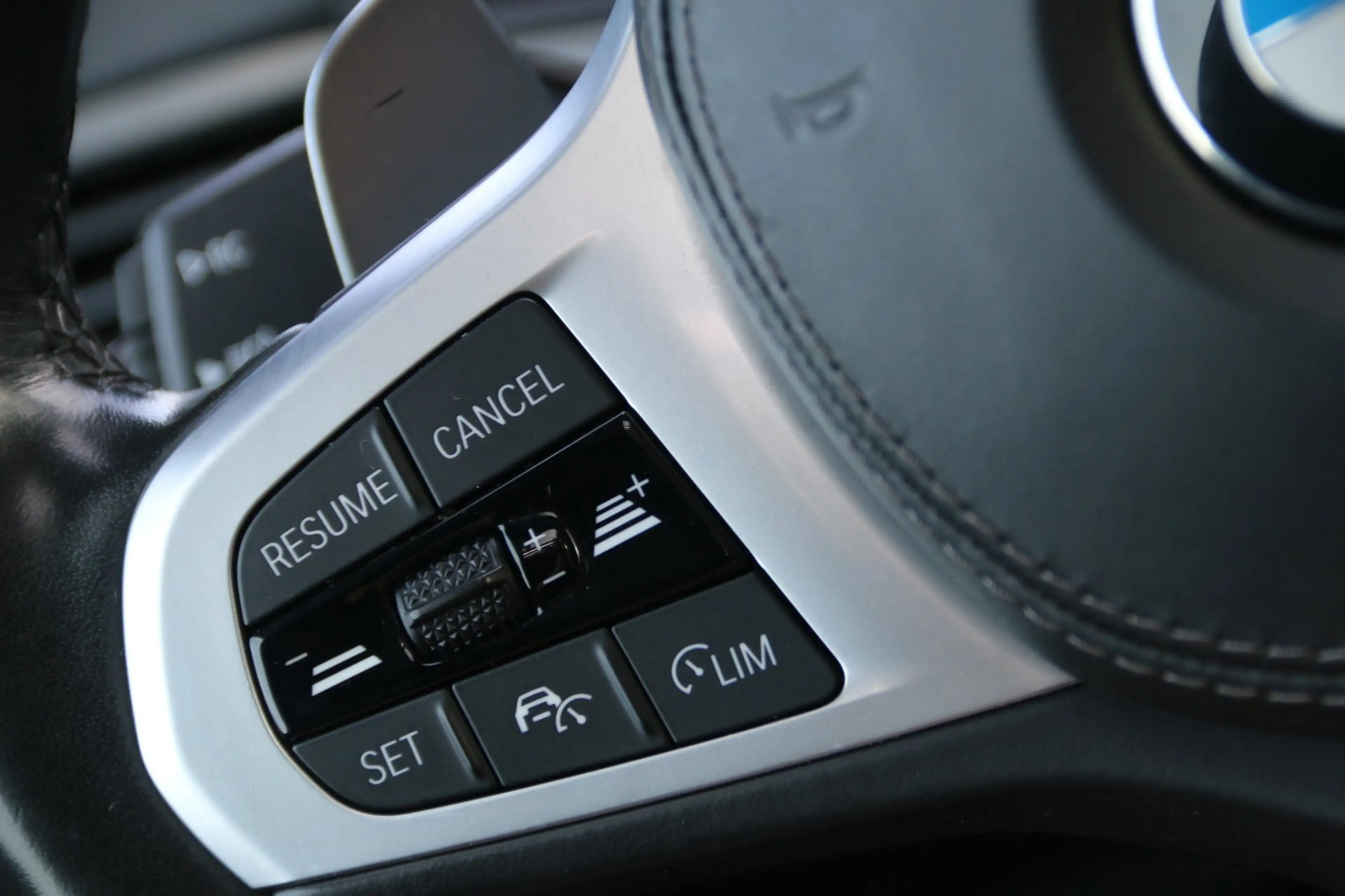 BMW X5 XDrive40i High Executive 7p. DEALER OND. PANO-DAK! — photo 19