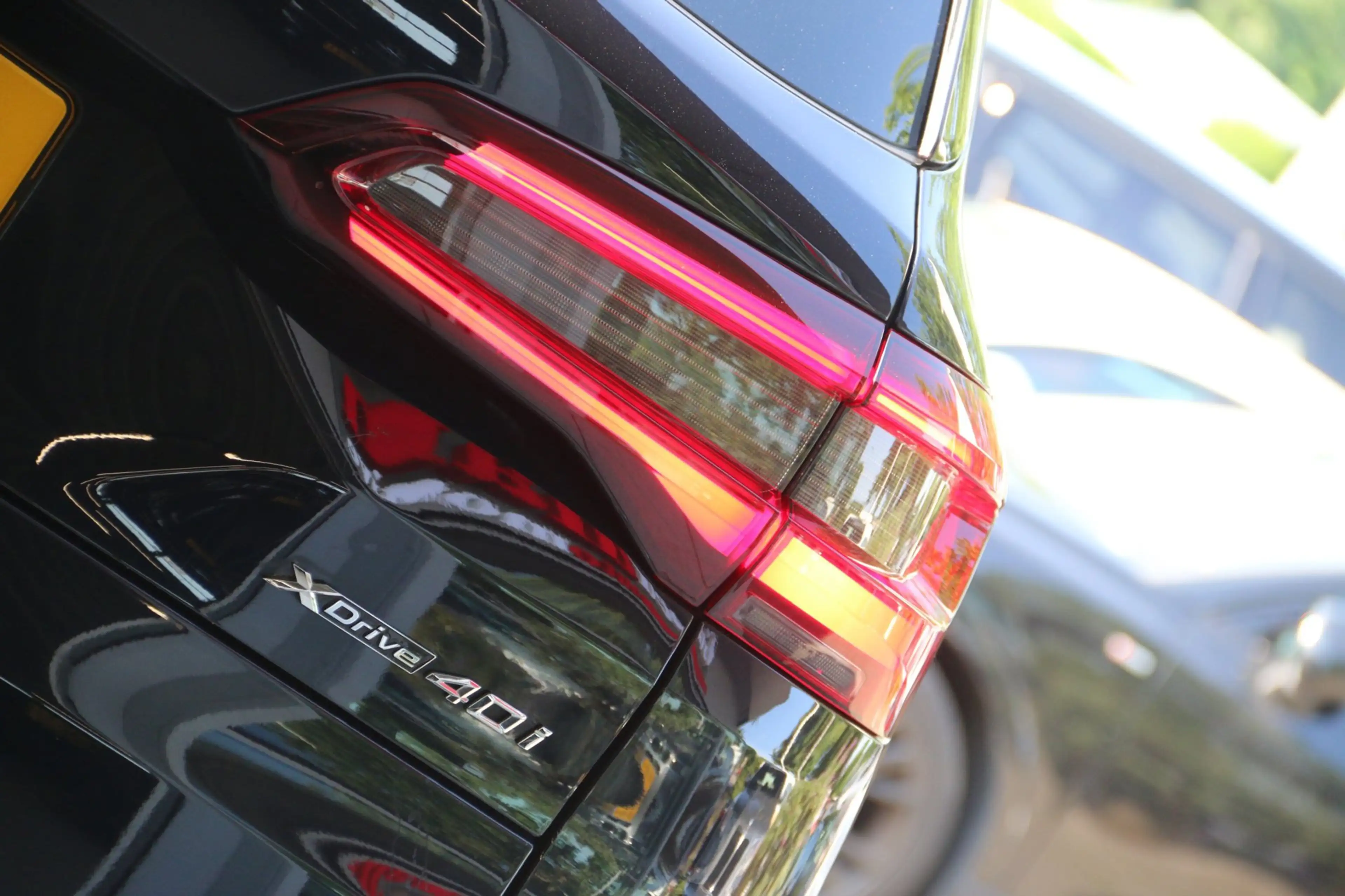 BMW X5 XDrive40i High Executive 7p. DEALER OND. PANO-DAK! — photo 7