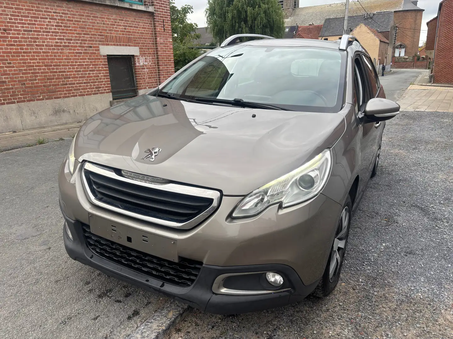 Peugeot 2008 2008 1.6 e-HDi/AIRCO/GPS/AVEC CT/GEKEURD Grijs - 1
