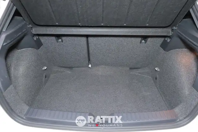 Seat Ibiza view 6