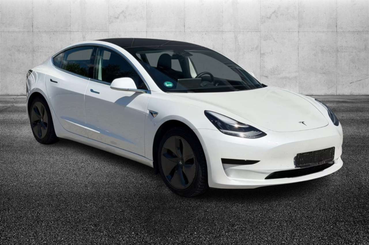 Tesla Model 3 Standard RWD Plus