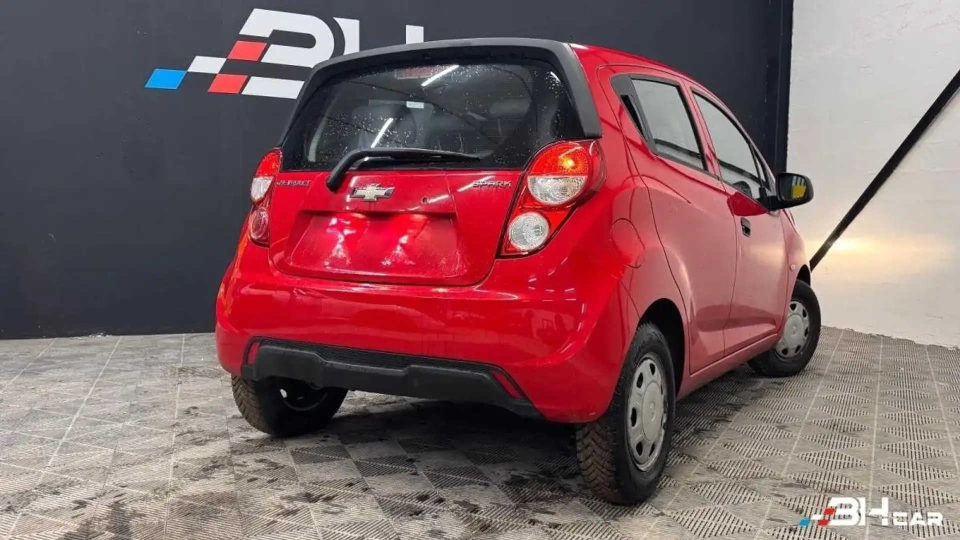 Chevrolet Spark 1.0 70 - 2014 - 128000 km - Suivi complet - Fiable et économique - CT OK Rot - 2