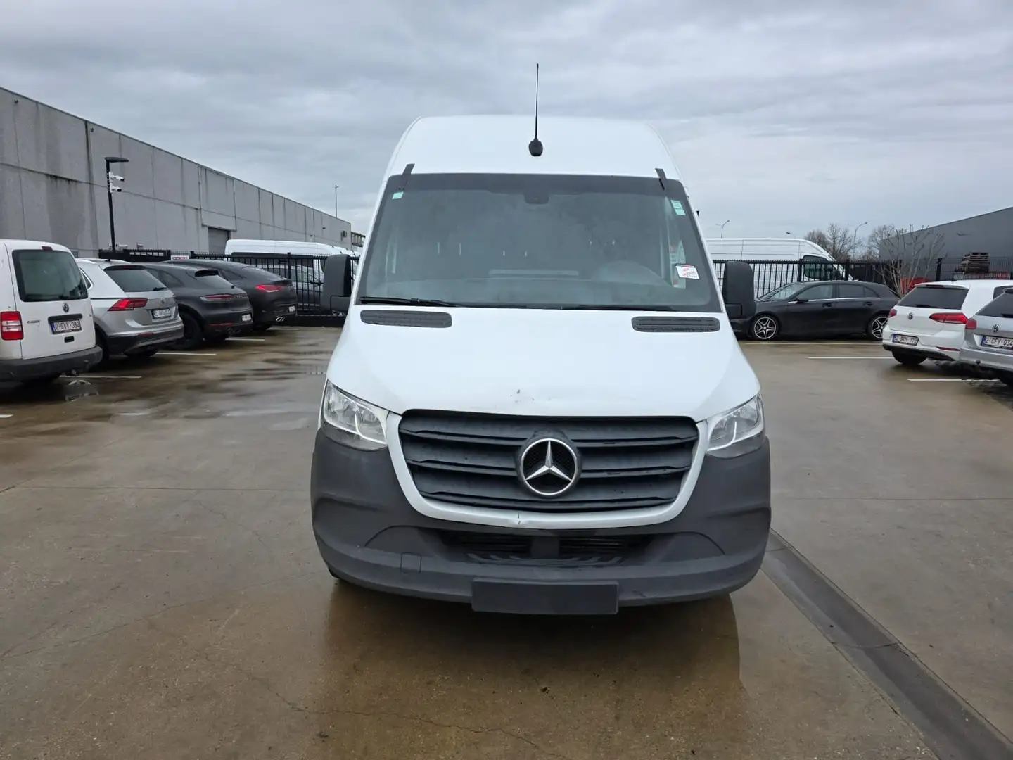Mercedes-Benz Sprinter 314 (Stock ID 03771) Weiß - 2