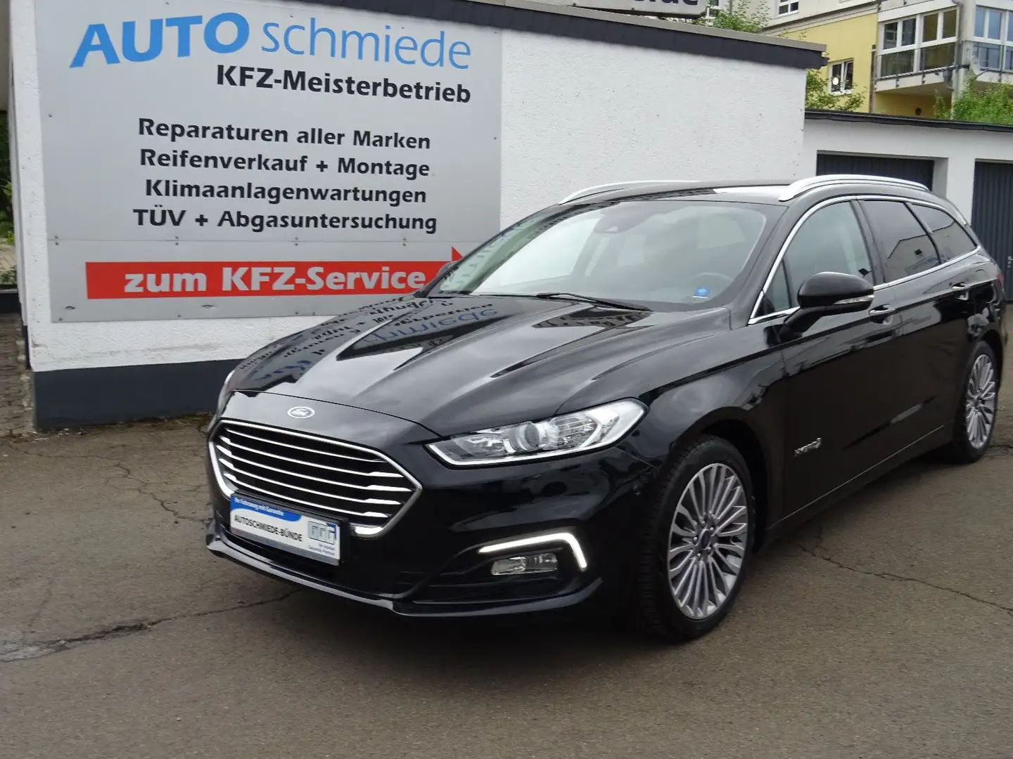 Ford Mondeo Turnier Hybrid Business Edition Navi LED Nero - 1