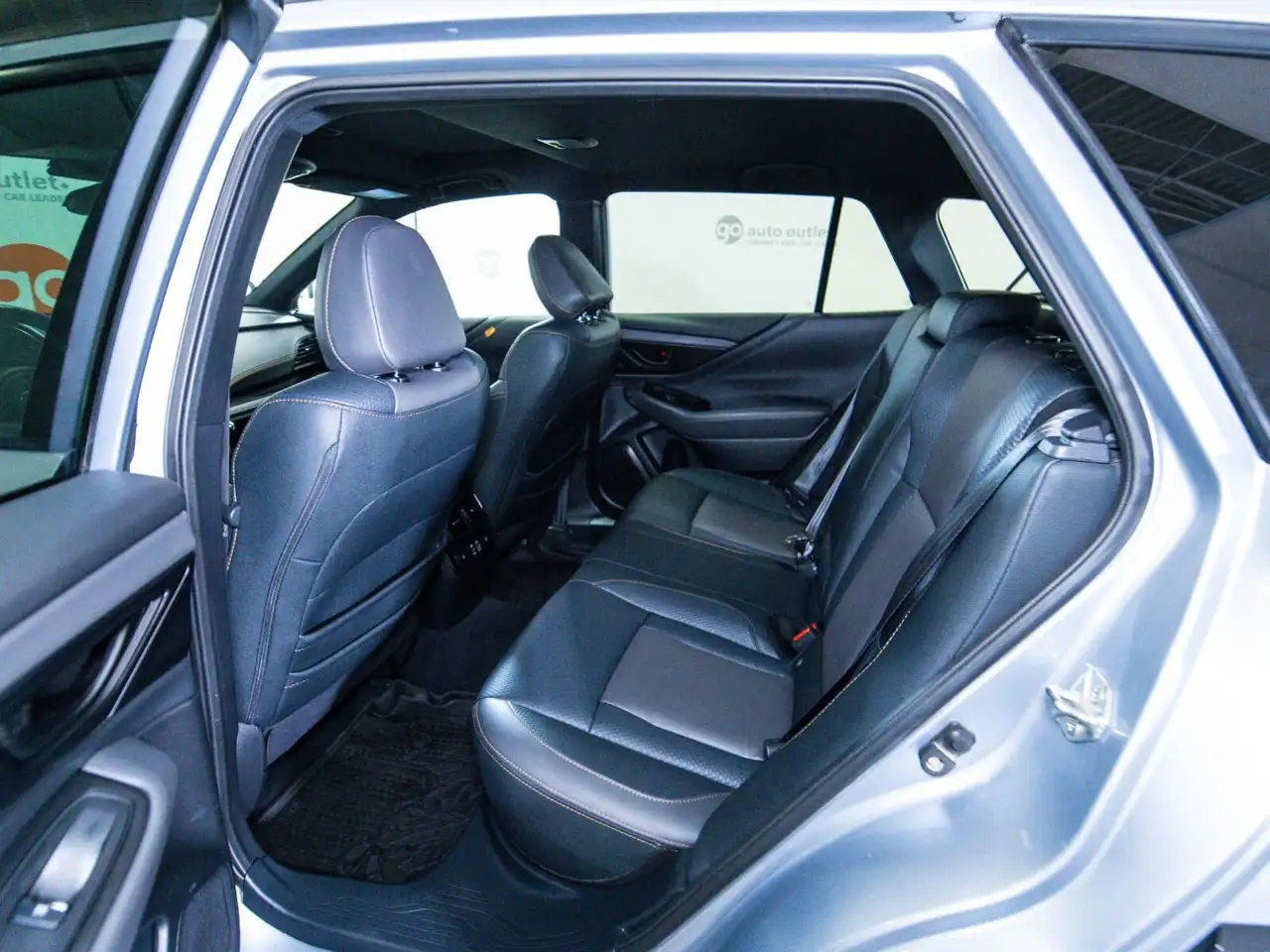 Subaru OUTBACK снимка Subaru OUTBACK