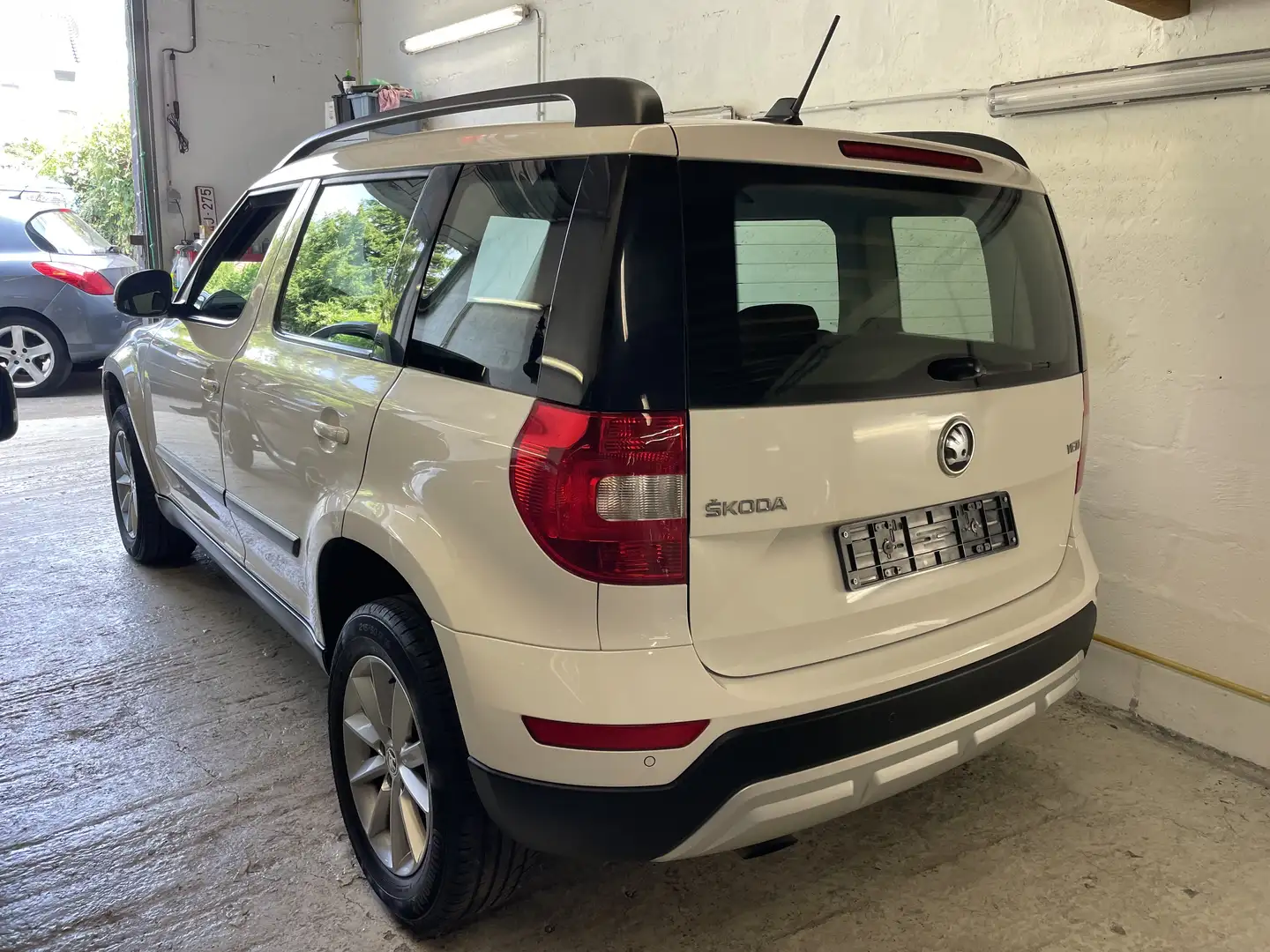 Skoda Yeti 1.2 TSI Ambition OutDoor - 2