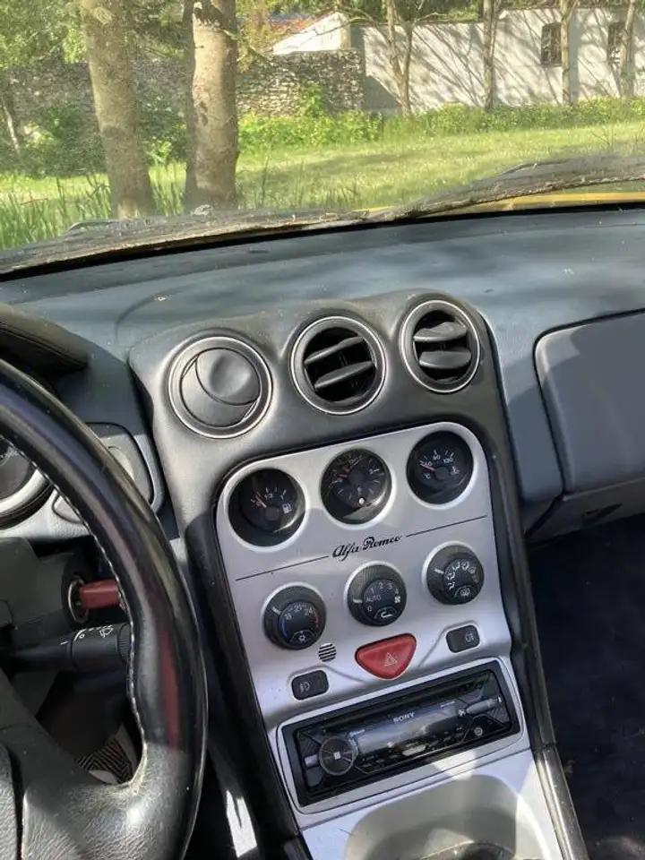 Alfa Romeo Spider 2,0 Twin Spark 16V L, foto 3