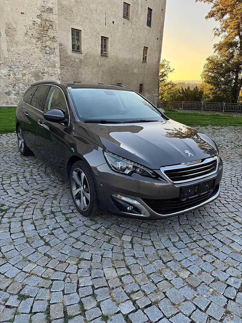 Peugeot 308 SW 2.0 BlueHDi Active Grau - 2