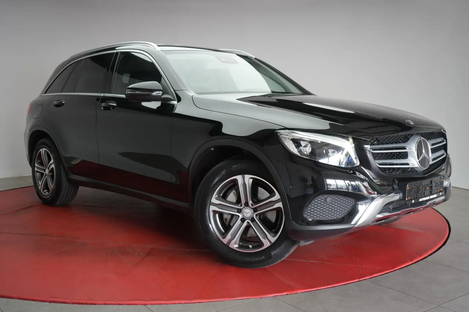 Mercedes-Benz GLC 250 d 4Matic 9G-Tronic Navi/Distronic/Kamera Schwarz - 1