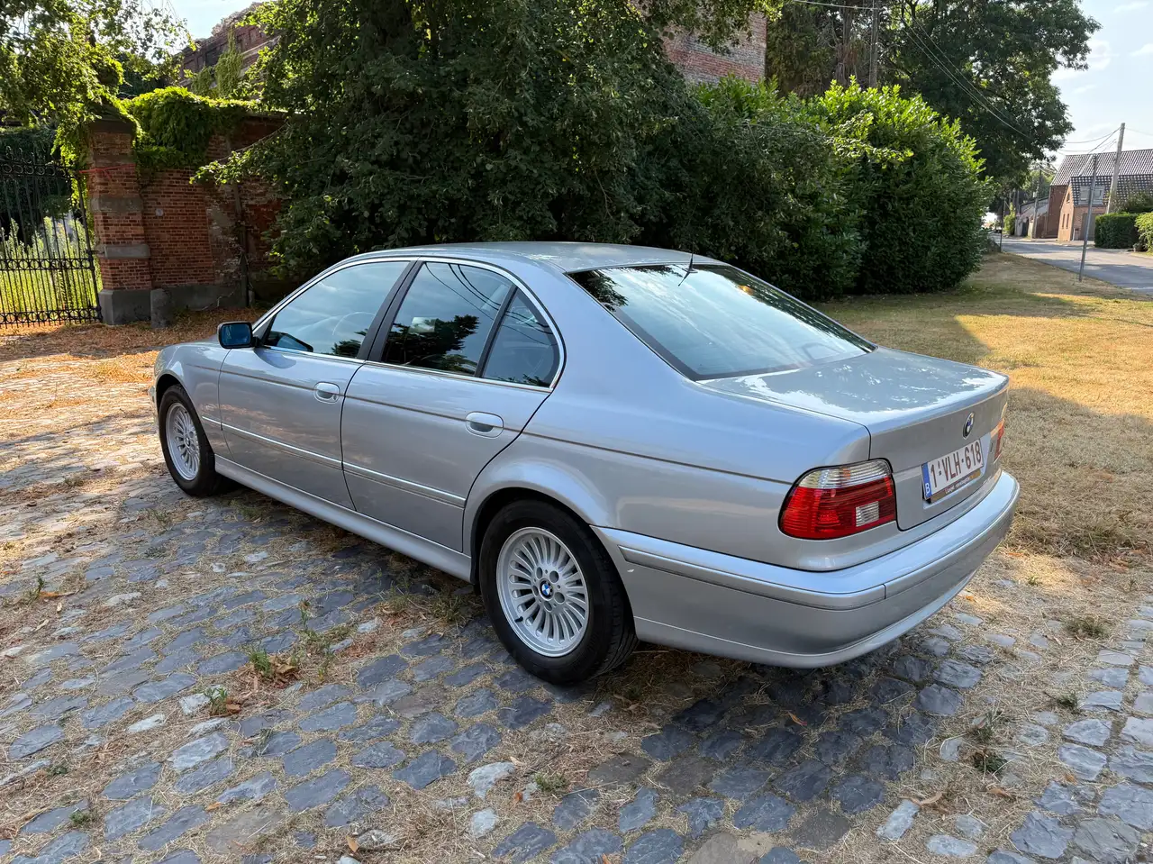 BMW 520i, foto 4
