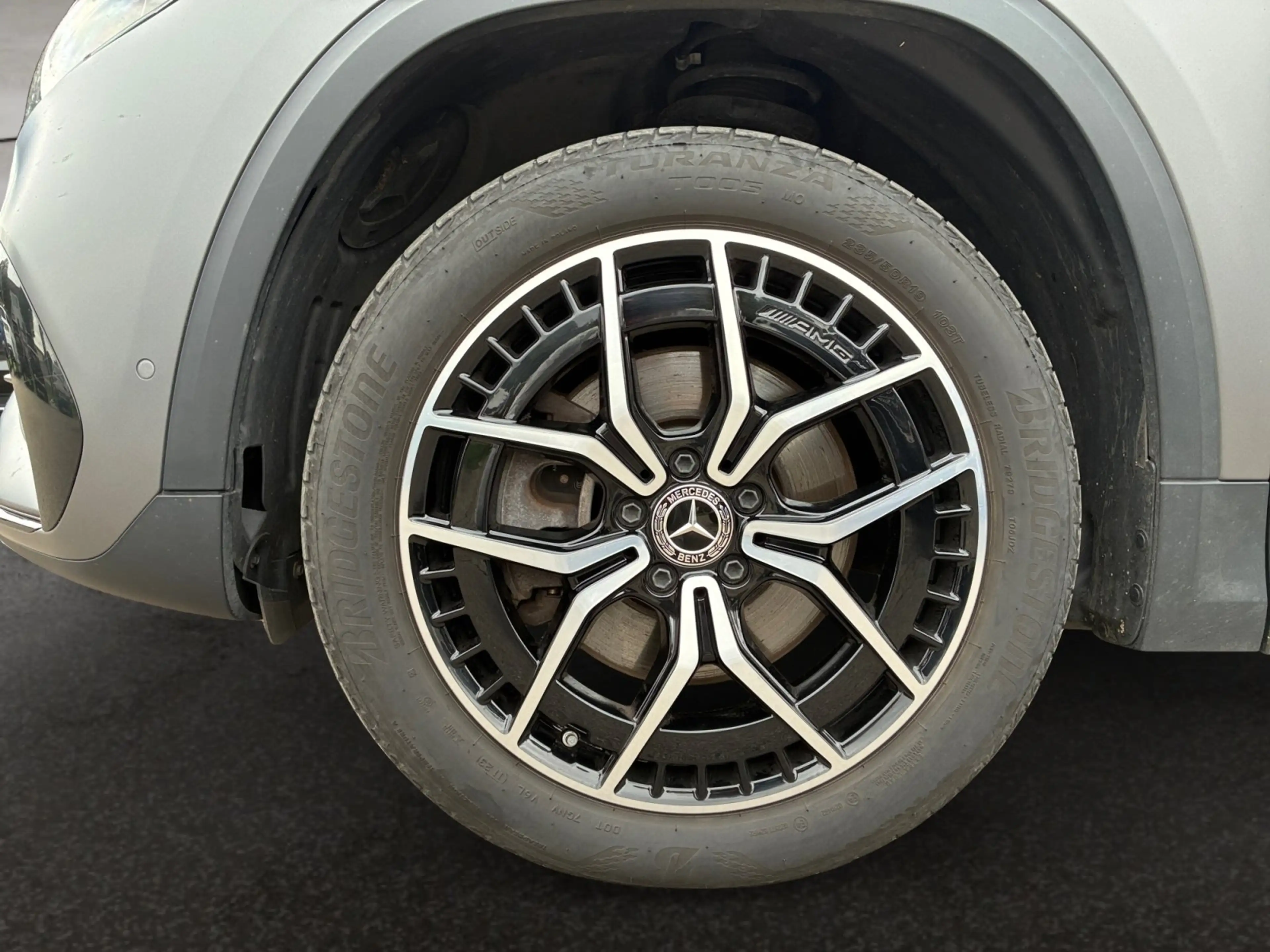 Mercedes-Benz EQA 250 AMG+Pano+AHK+360°+Keyless+Night+el.He+19 — photo 5