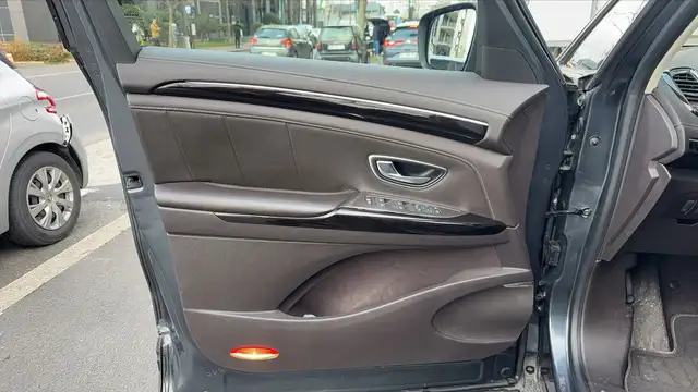 Renault Espace view 7