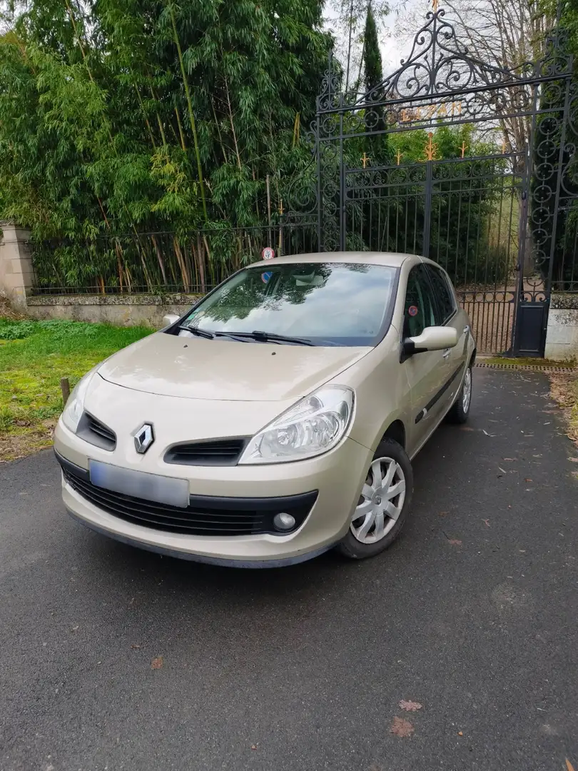 Renault Clio 1.5 dCi 70 Privilège - 1