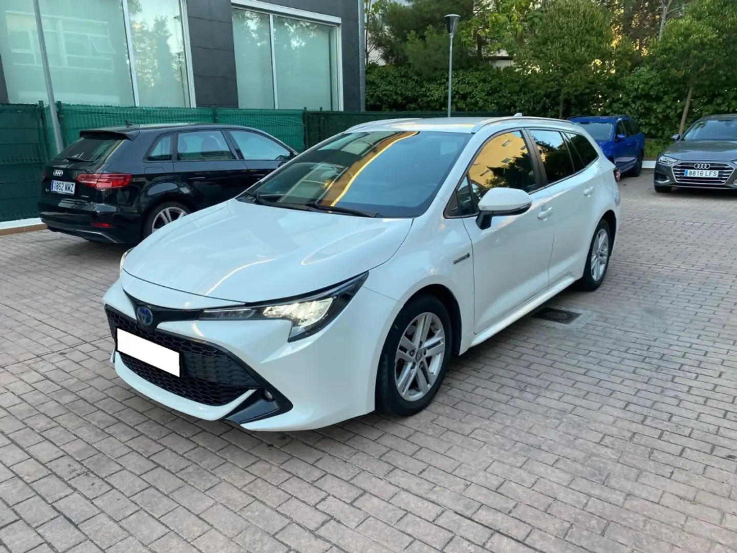 Toyota Corolla Touring Sports 125H Active Tech - 1