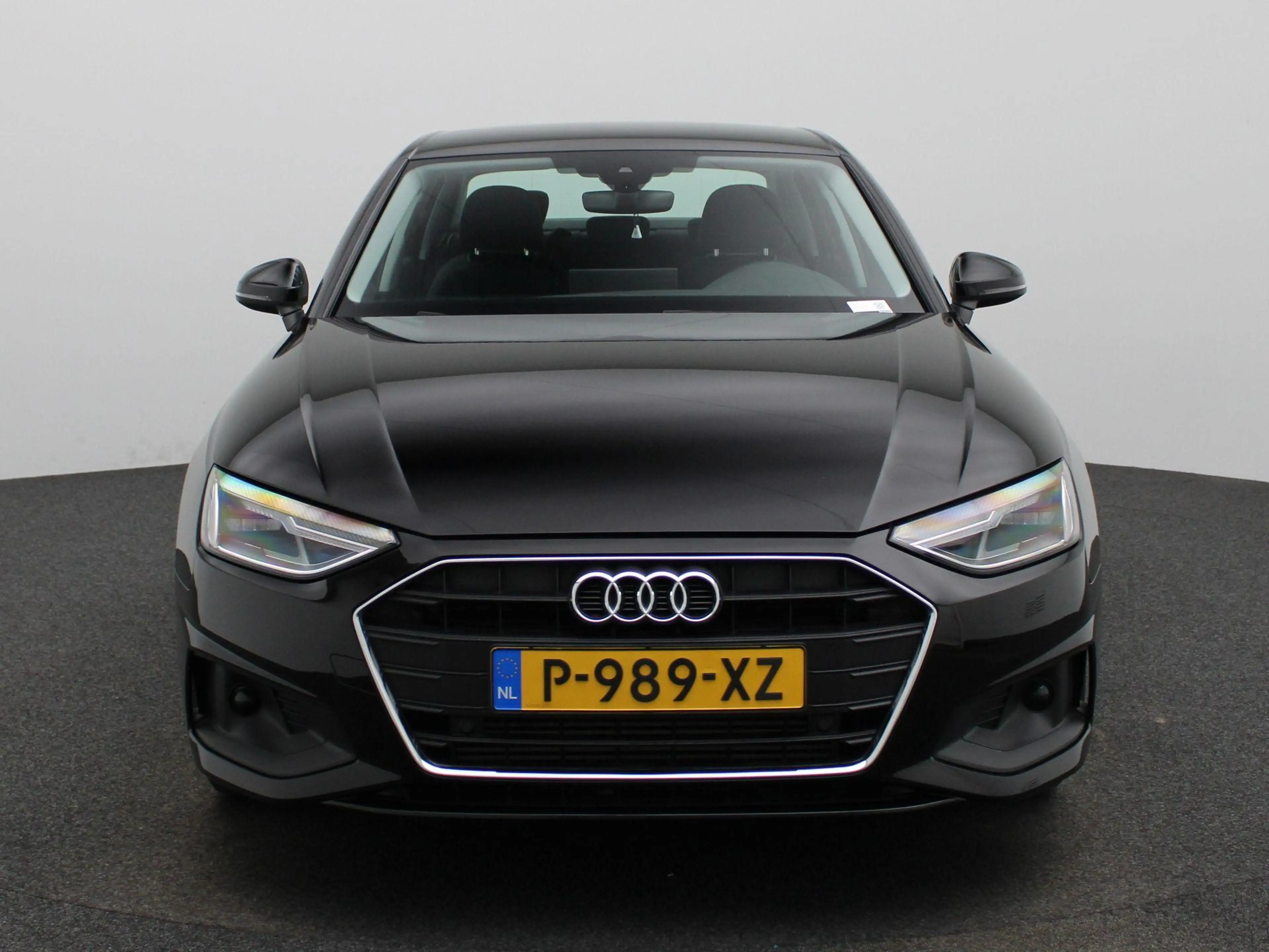 Audi A4 Limousine 35 TFSI Pro Line — photo 3