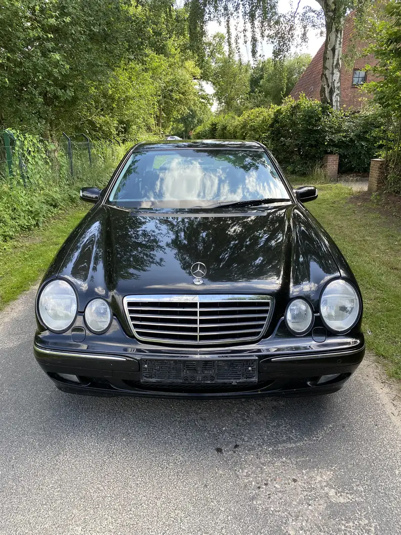 Mercedes-Benz E 270 E 270 CDI (210.016) Noir - 1