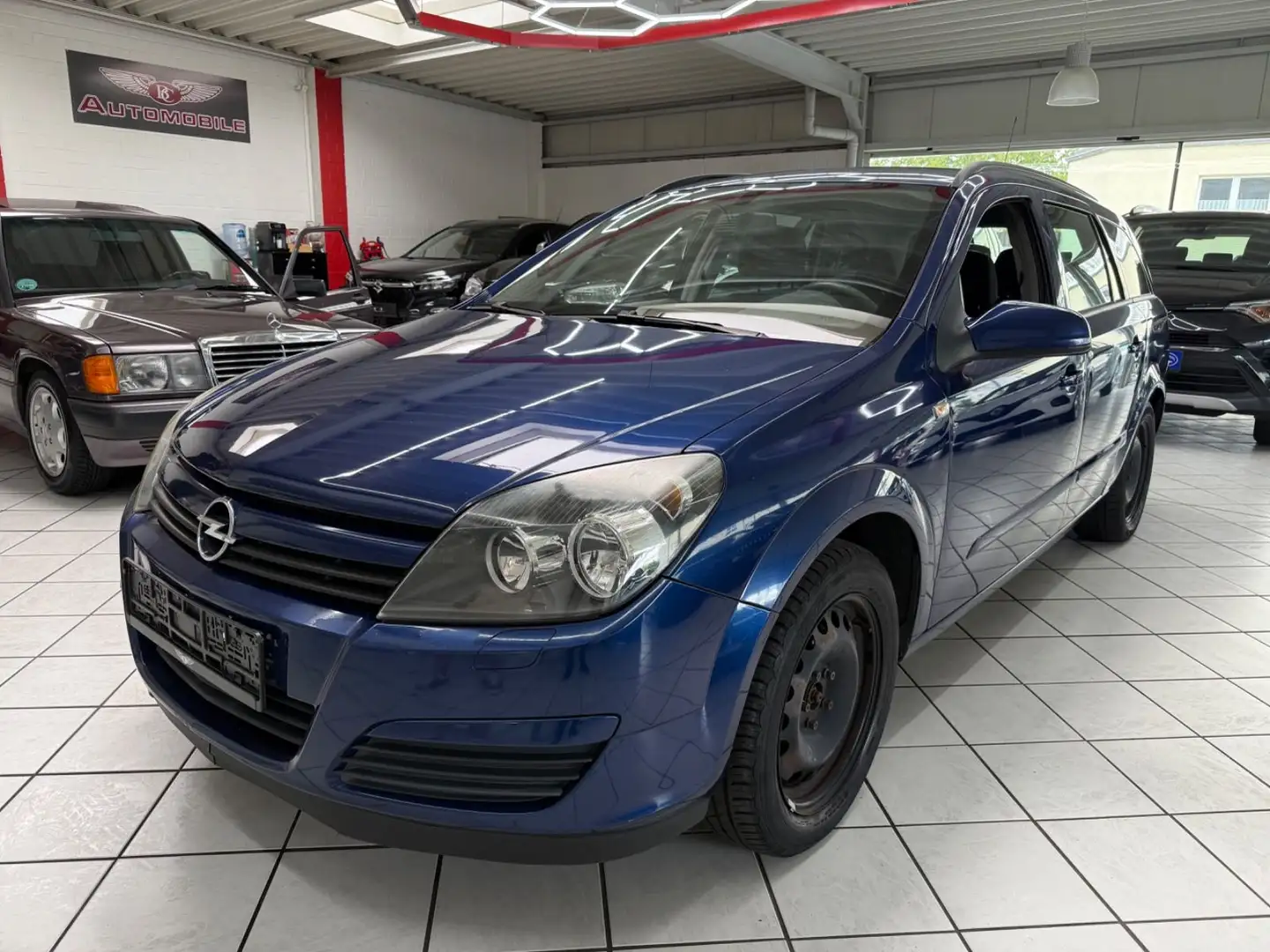Opel Astra Caravan 1.8 Elegance Bleu - 1