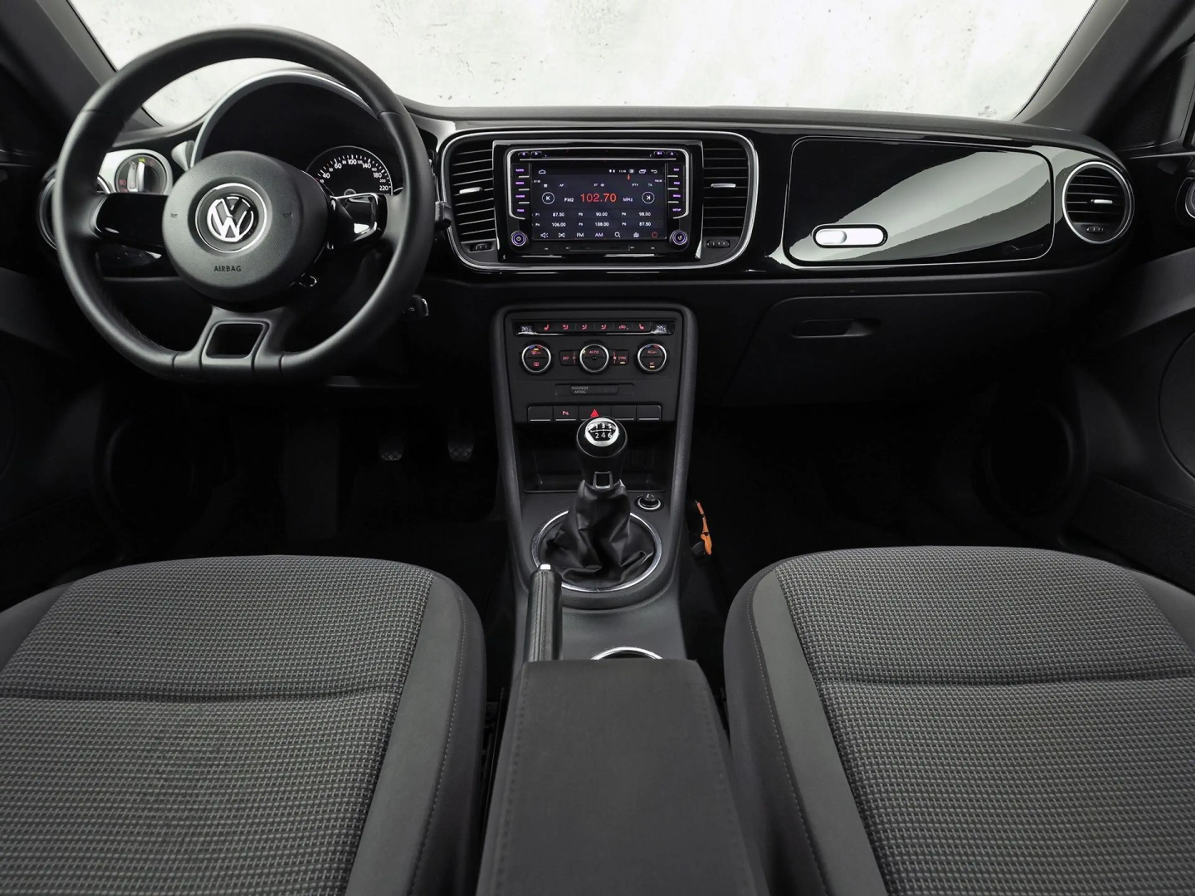 Volkswagen Beetle 1.2 TSI Sport (NAVIGATIE, CLIMATE, STOELVERWARMING — photo 6
