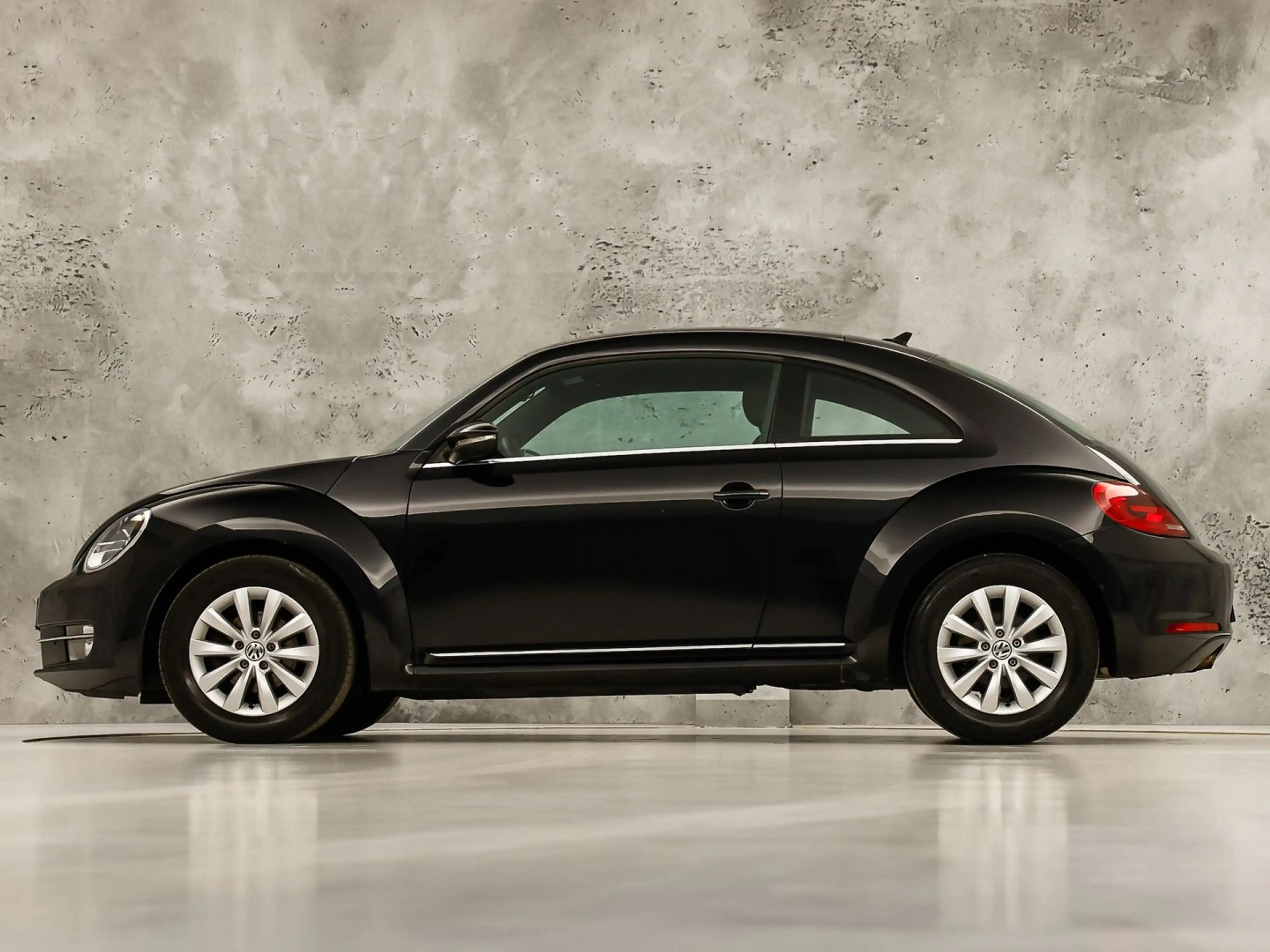 Volkswagen Beetle 1.2 TSI Sport (NAVIGATIE, CLIMATE, STOELVERWARMING — photo 2