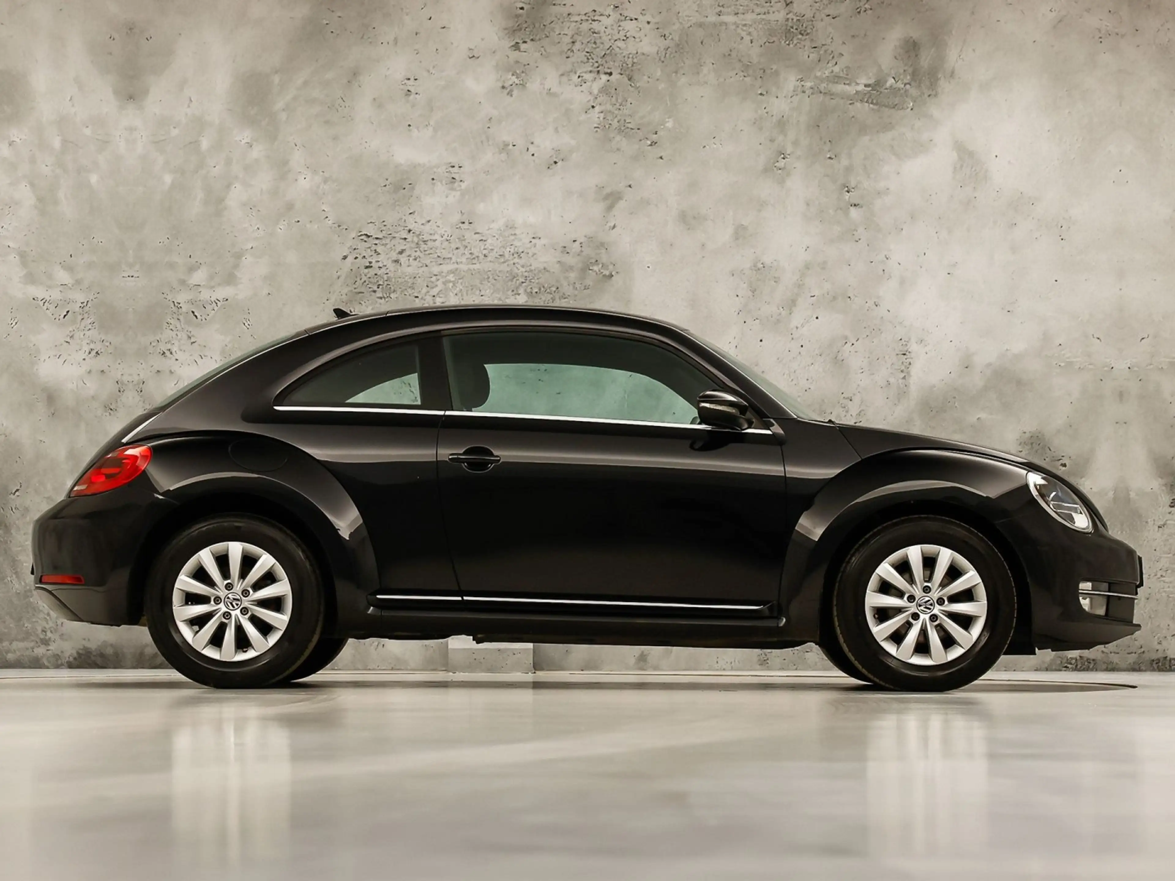Volkswagen Beetle 1.2 TSI Sport (NAVIGATIE, CLIMATE, STOELVERWARMING — photo 4