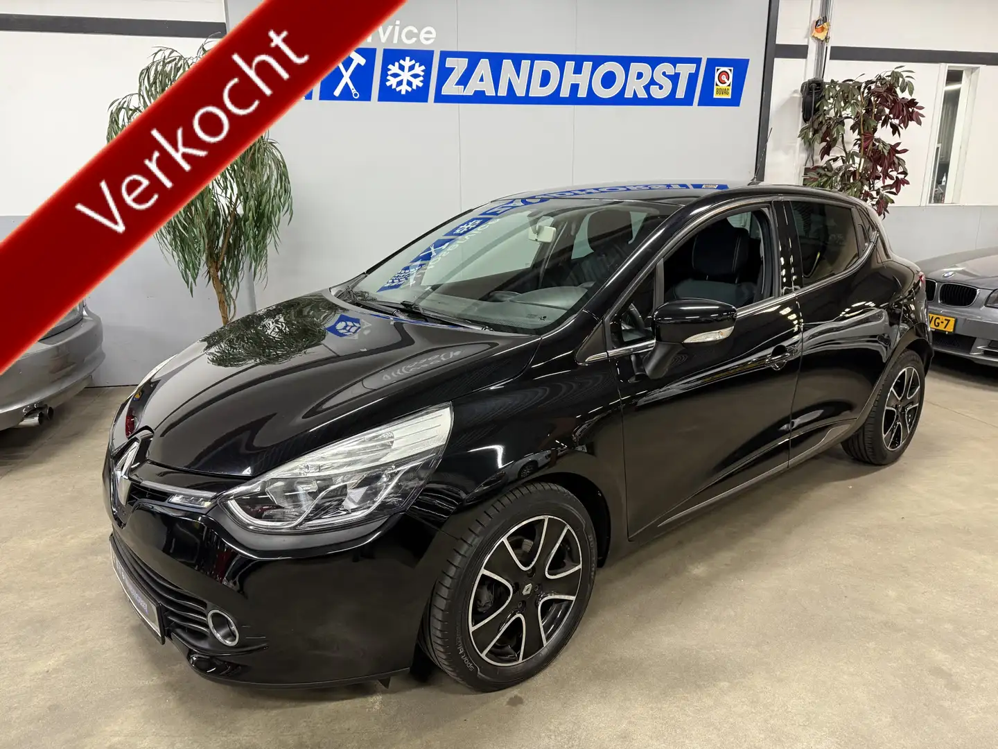 Renault Clio 0.9 TCe ECO Night&Day Schwarz - 1