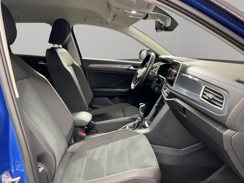 Volkswagen T-Roc Style 1.5 TSI ACC Kam. LED Massage Navi PDC SHZ — photo 6