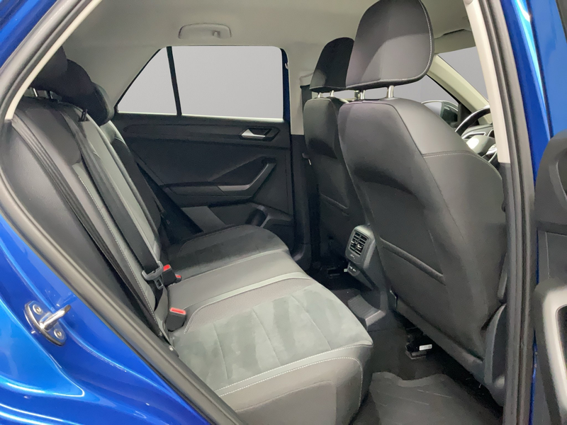 Volkswagen T-Roc Style 1.5 TSI ACC Kam. LED Massage Navi PDC SHZ — photo 7