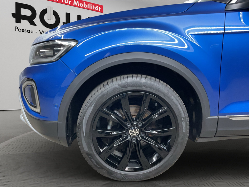 Volkswagen T-Roc Style 1.5 TSI ACC Kam. LED Massage Navi PDC SHZ — photo 14