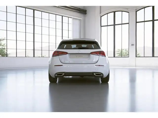 Mercedes-Benz A-Class view 4
