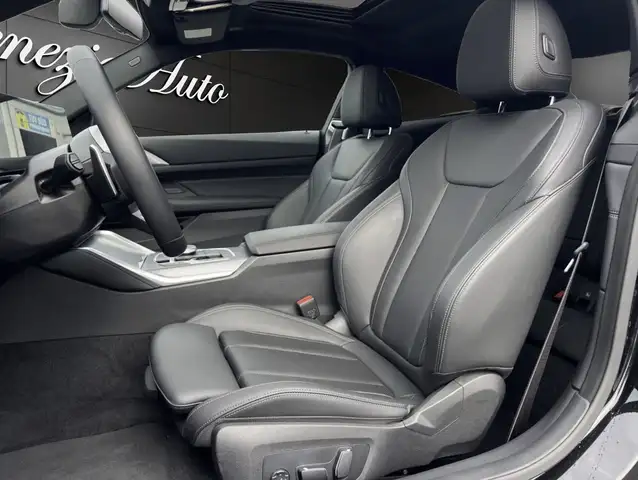 BMW 4 Series view 5
