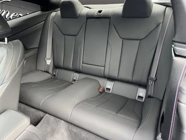 BMW 4 Series view 7