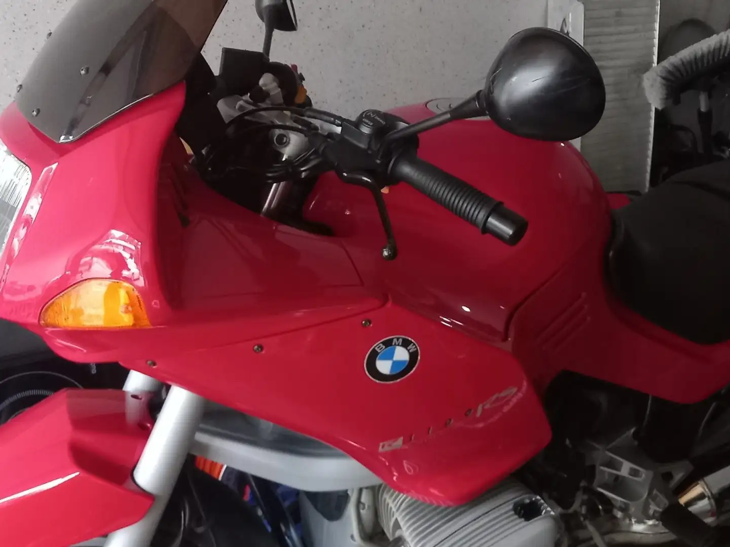 BMW R 1100 RS crvena - 2