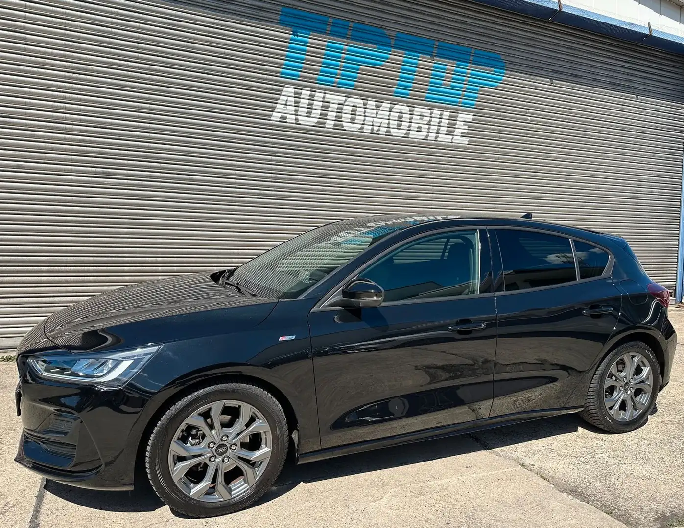 Ford Focus Lim. ST-Line X*LED*VIRTUAL*NAVI*KAMERA* Schwarz - 1