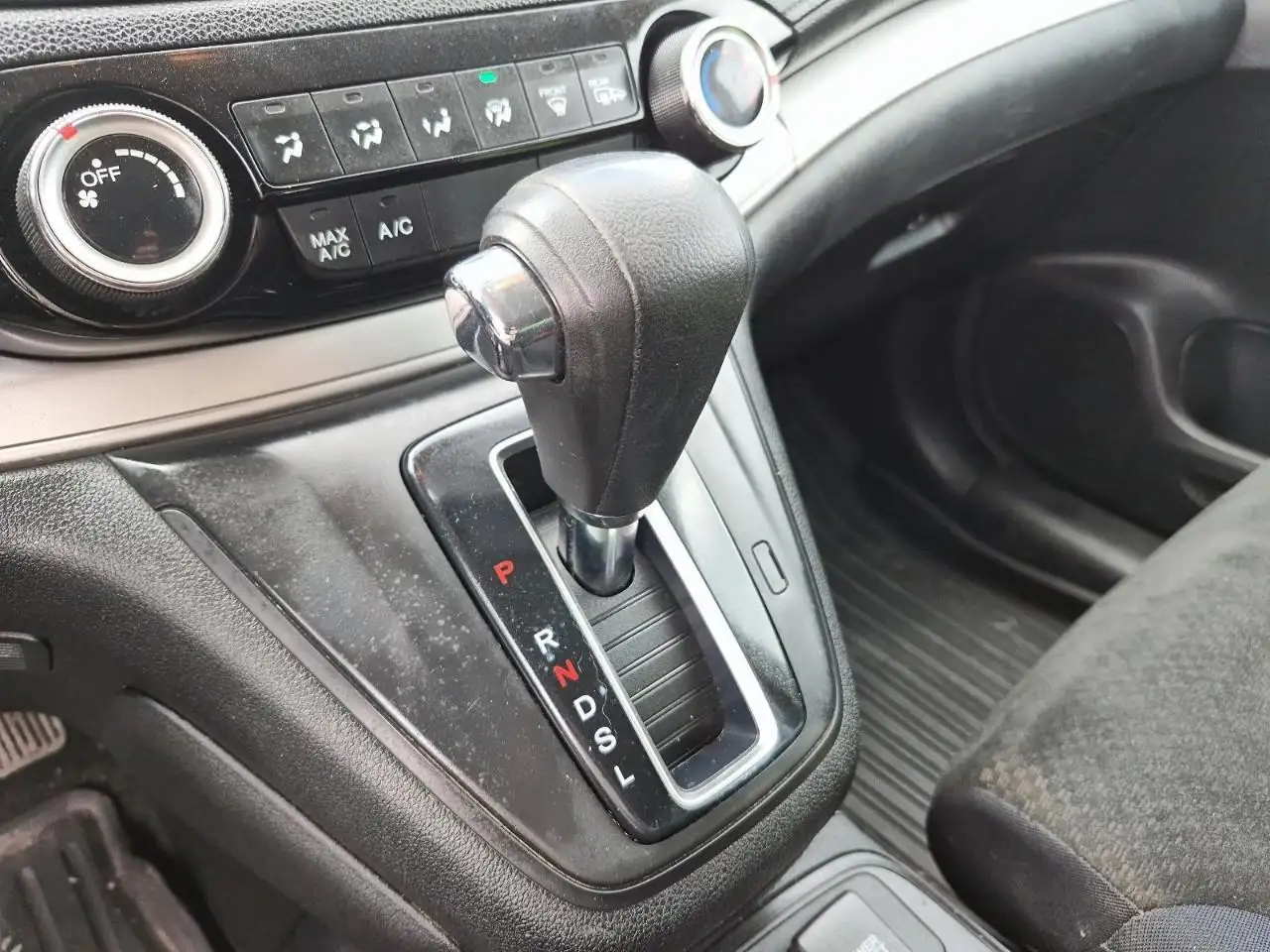 Honda CR-V снимка Honda CR-V