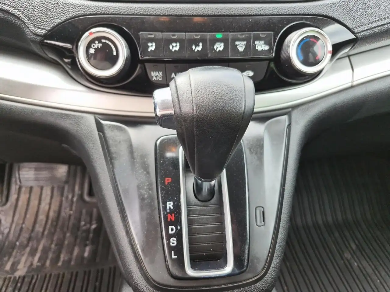 Honda CR-V снимка Honda CR-V