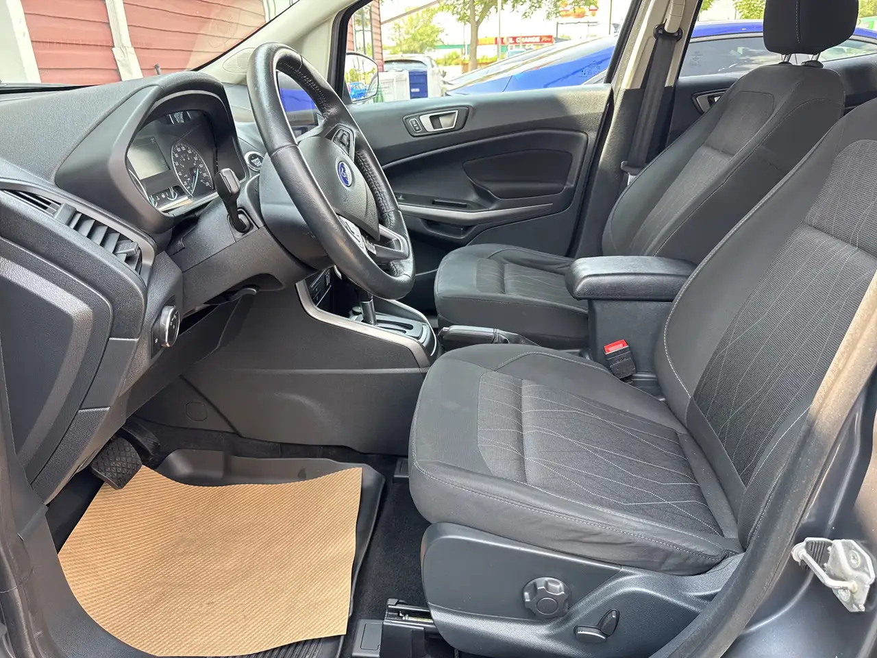Ford EcoSport снимка Ford EcoSport