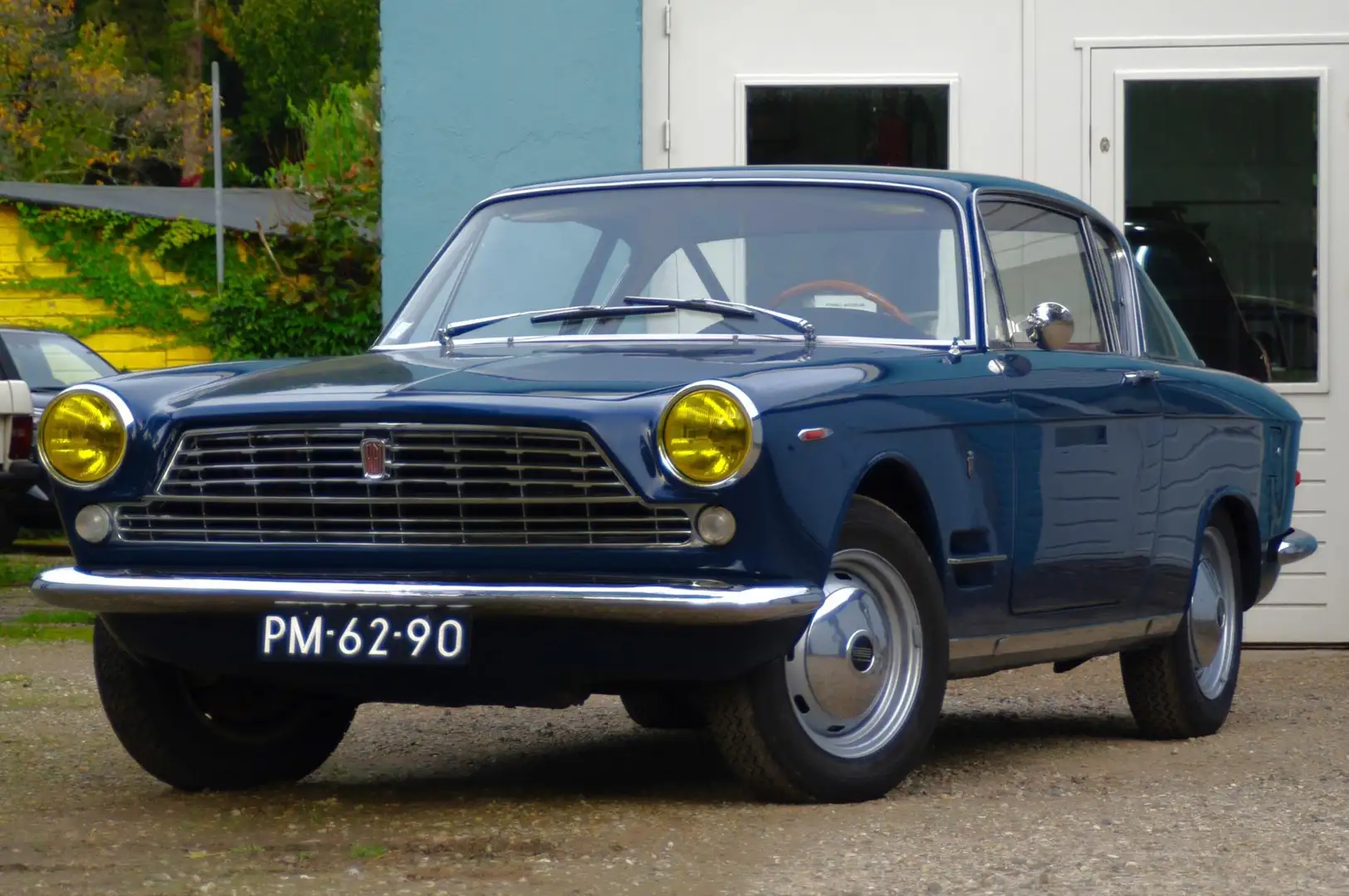 Fiat 2300 s Blauw - 1