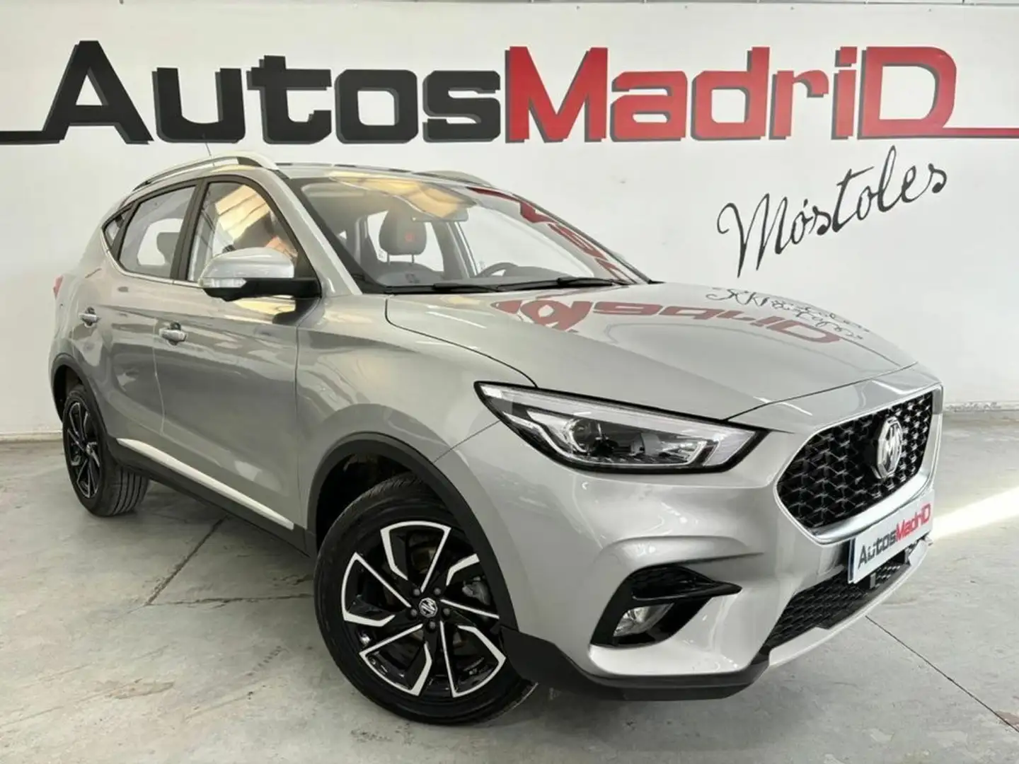 MG ZS 1.5 Luxury Geel - 1
