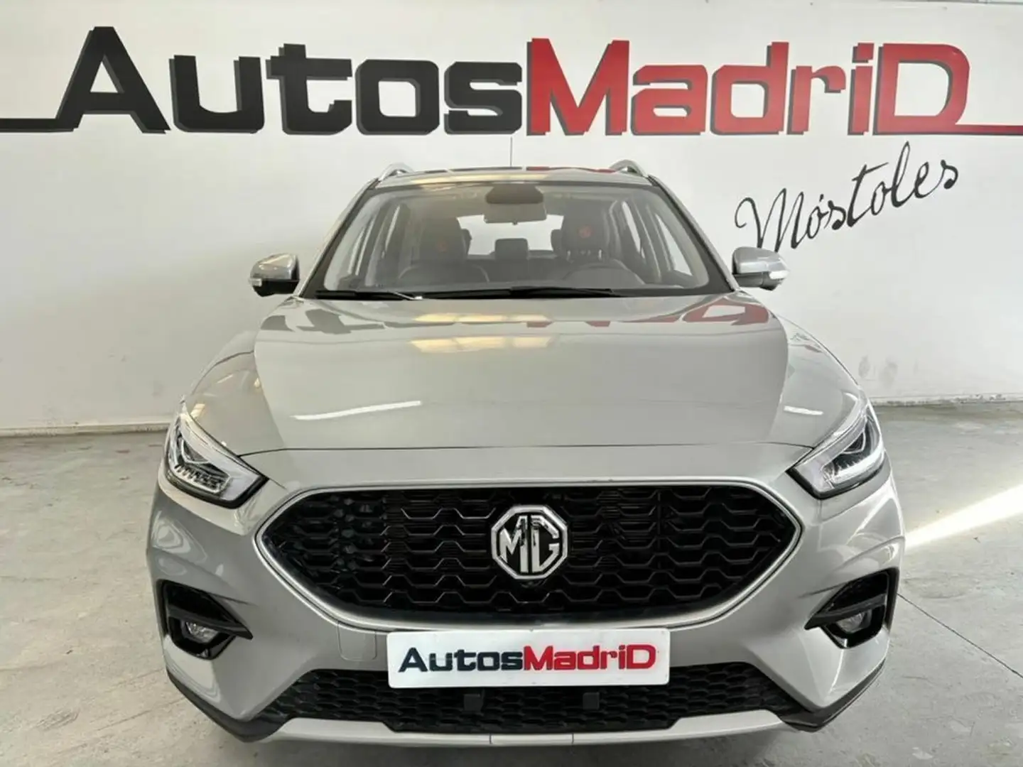 MG ZS 1.5 Luxury Geel - 2