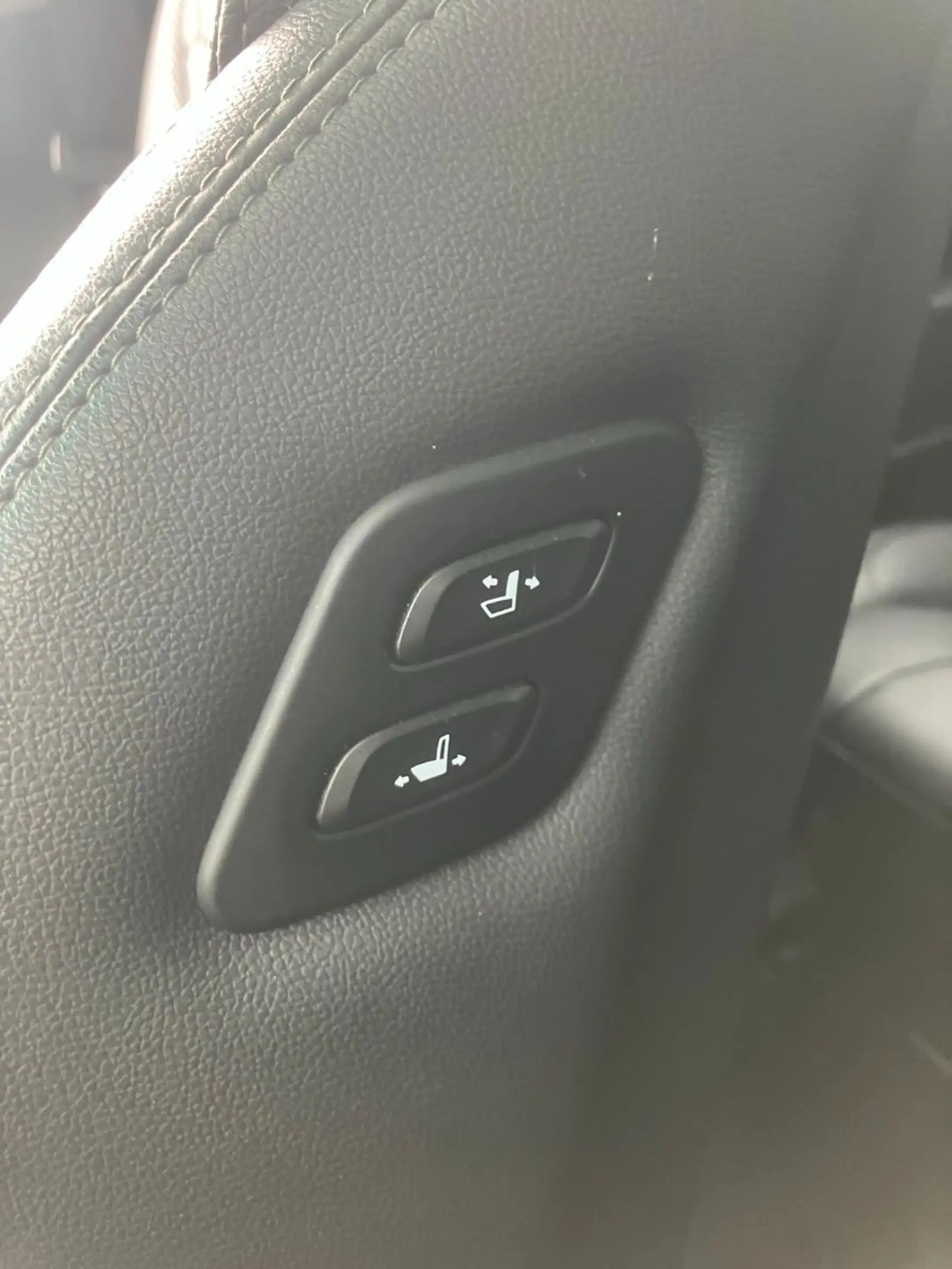 Hyundai SANTA FE Premium 4WD,AHK abnehmbar,Garantie — photo 35