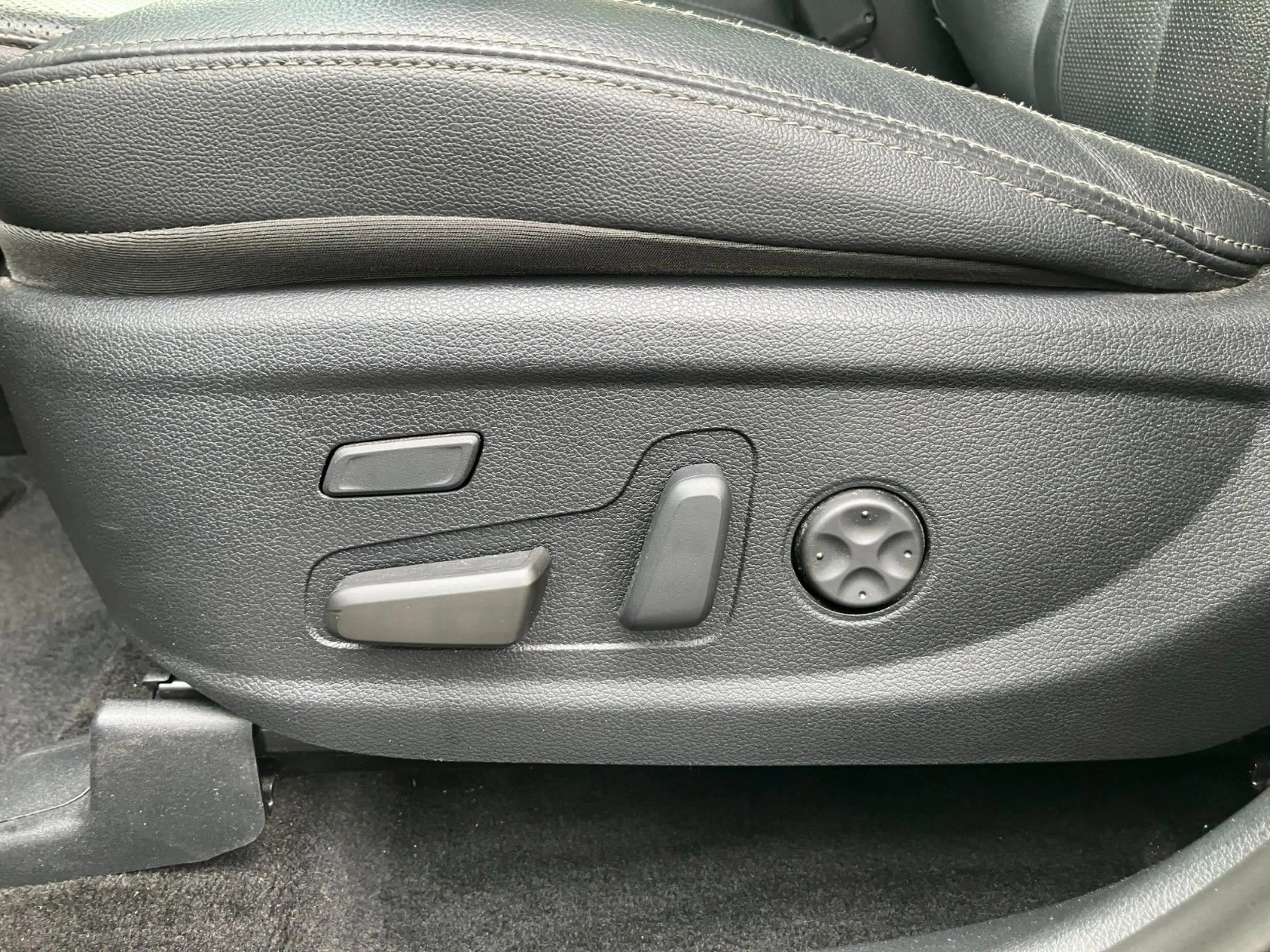 Hyundai SANTA FE Premium 4WD,AHK abnehmbar,Garantie — photo 29